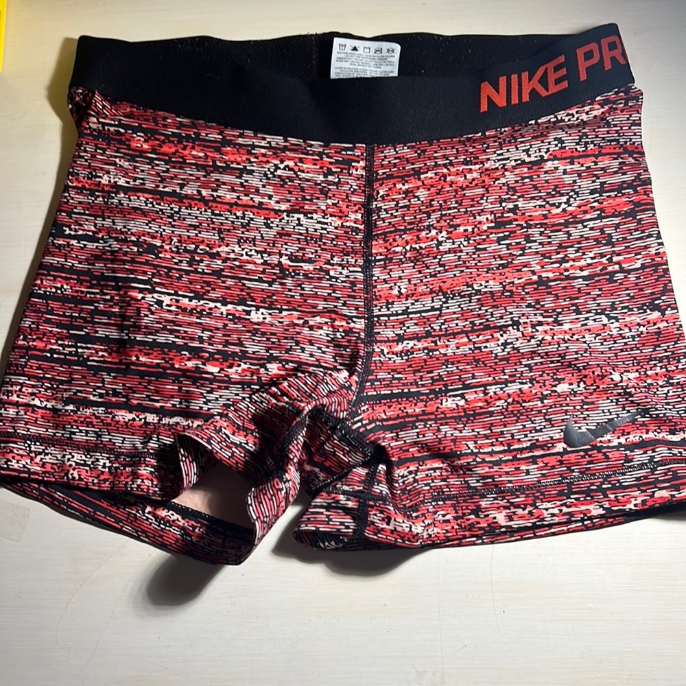 Nike pro pattern shorts